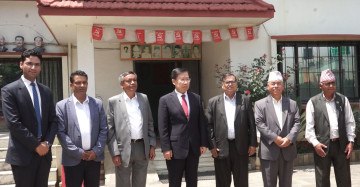 माओवादी केन्द्र र चिनियाँ कम्युनिस्ट पार्टीका नेताहरूबीच भेटवार्ता